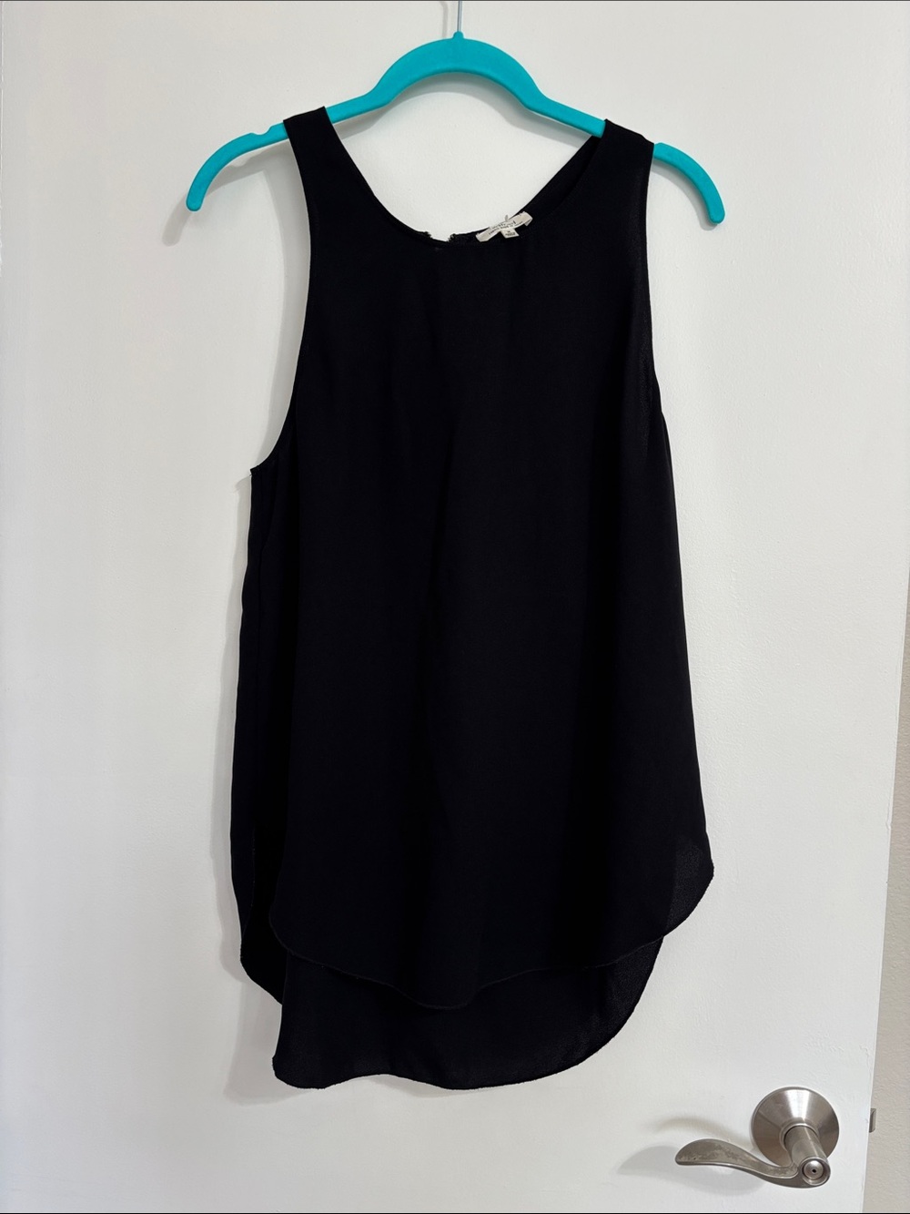 Aritzia Wilfred Black Sleeveless Blouse